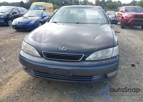 1997 Lexus Es 300 из США, поврежденный, VIN JT8BF22G8V0016367
